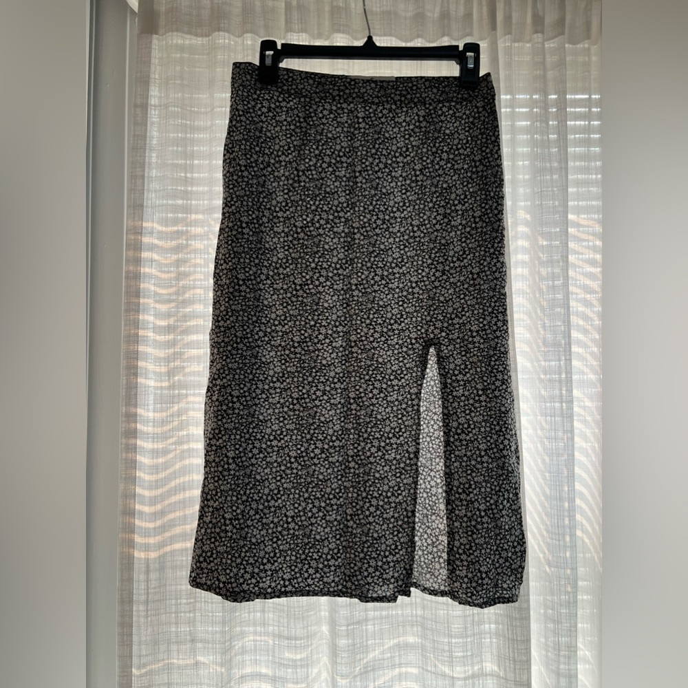 Hollister floral midi skirt with slit